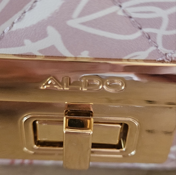ALDO PRETTY HEART LIP PRINT BAG - Picture 6 of 8